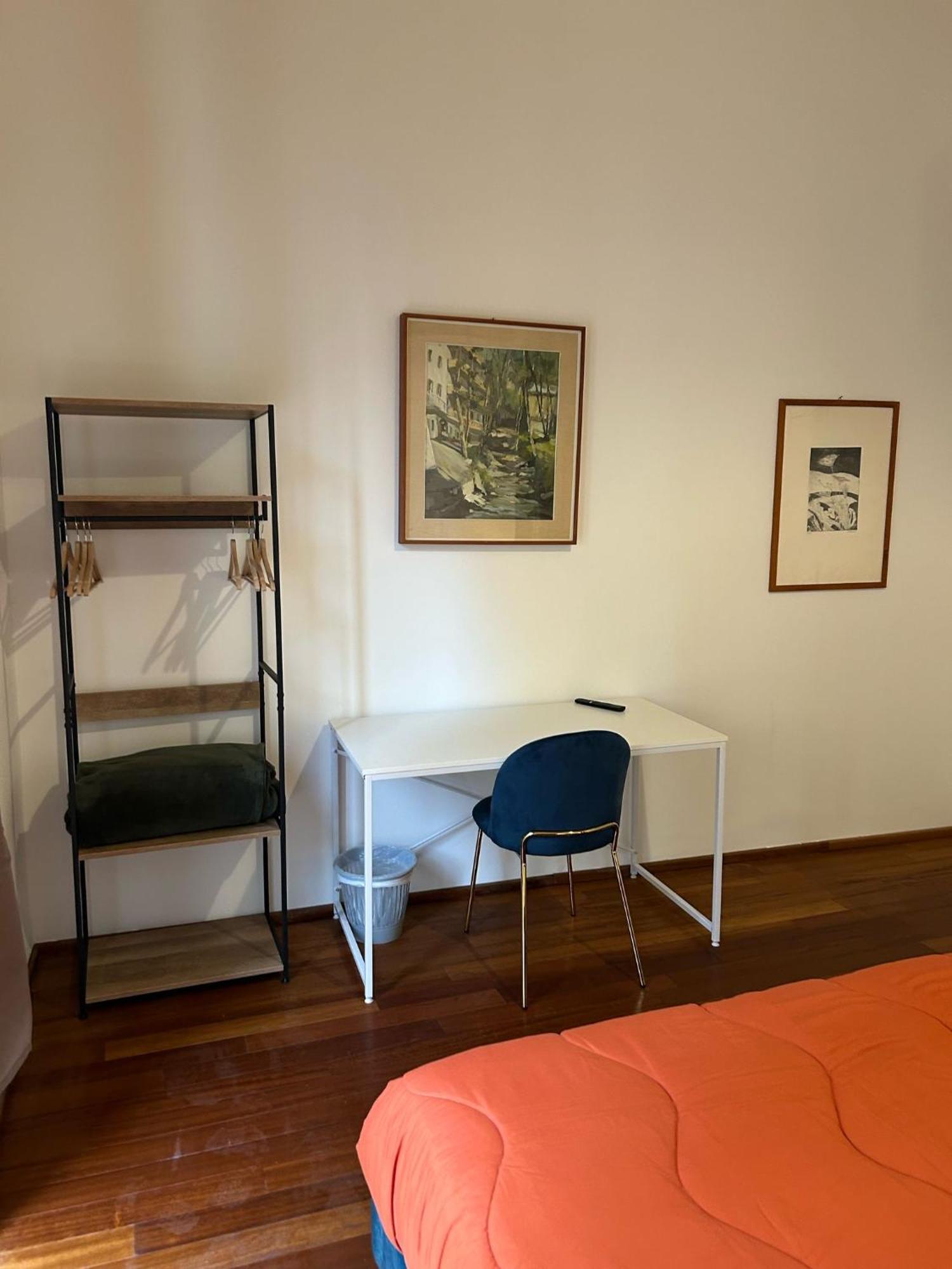 Cavour 142 Affittacamere La Spezia